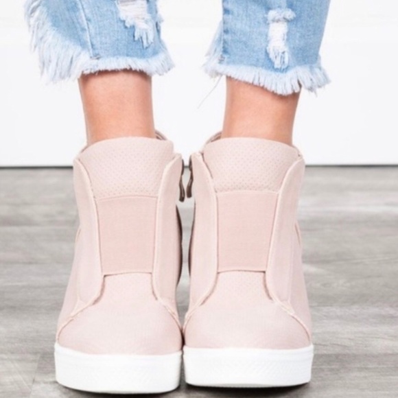 Blush Wedge Sneaker NIB - Picture 6 of 7